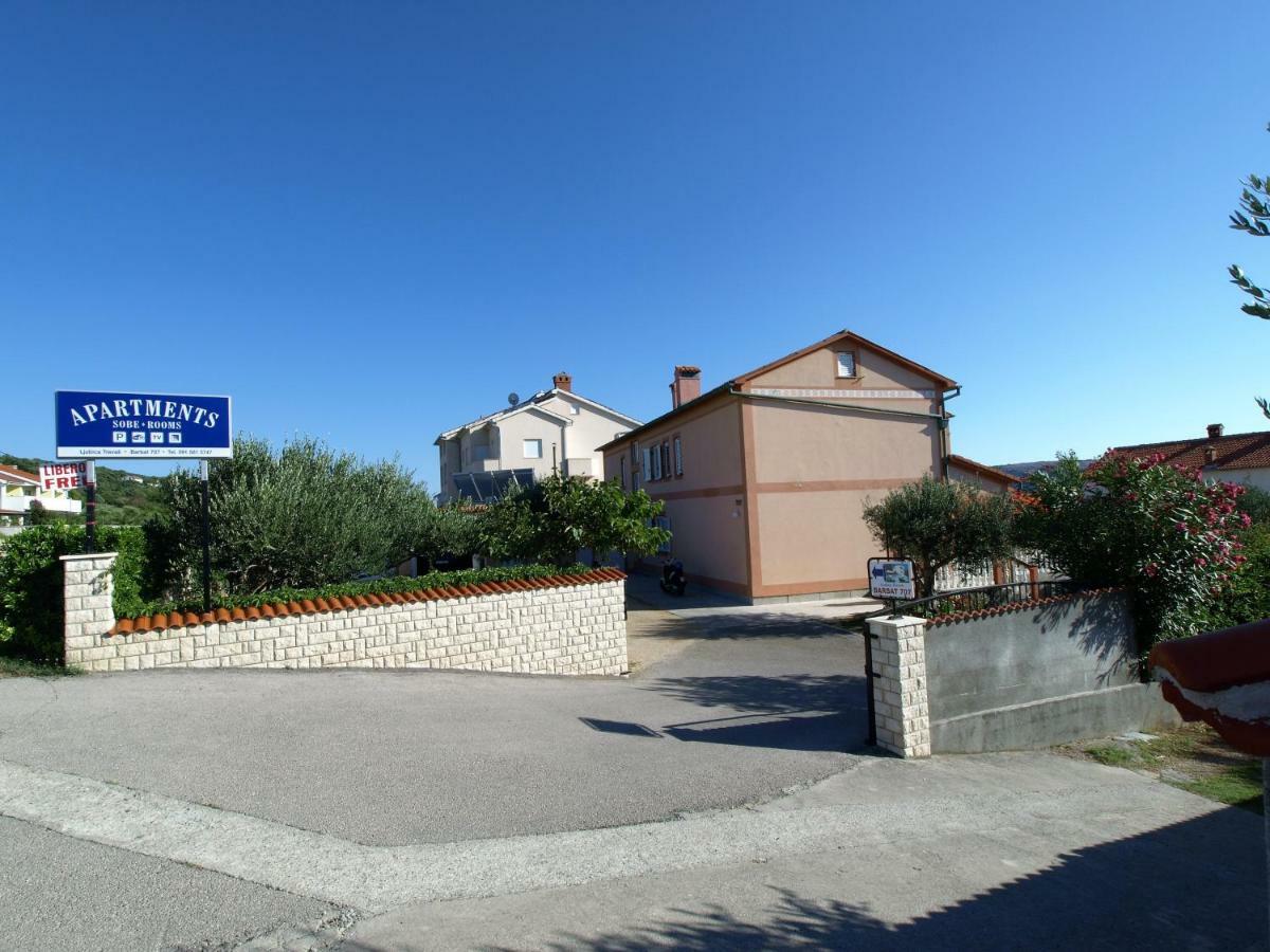 Apartments Ljubica Barbat na Rabu 外观 照片