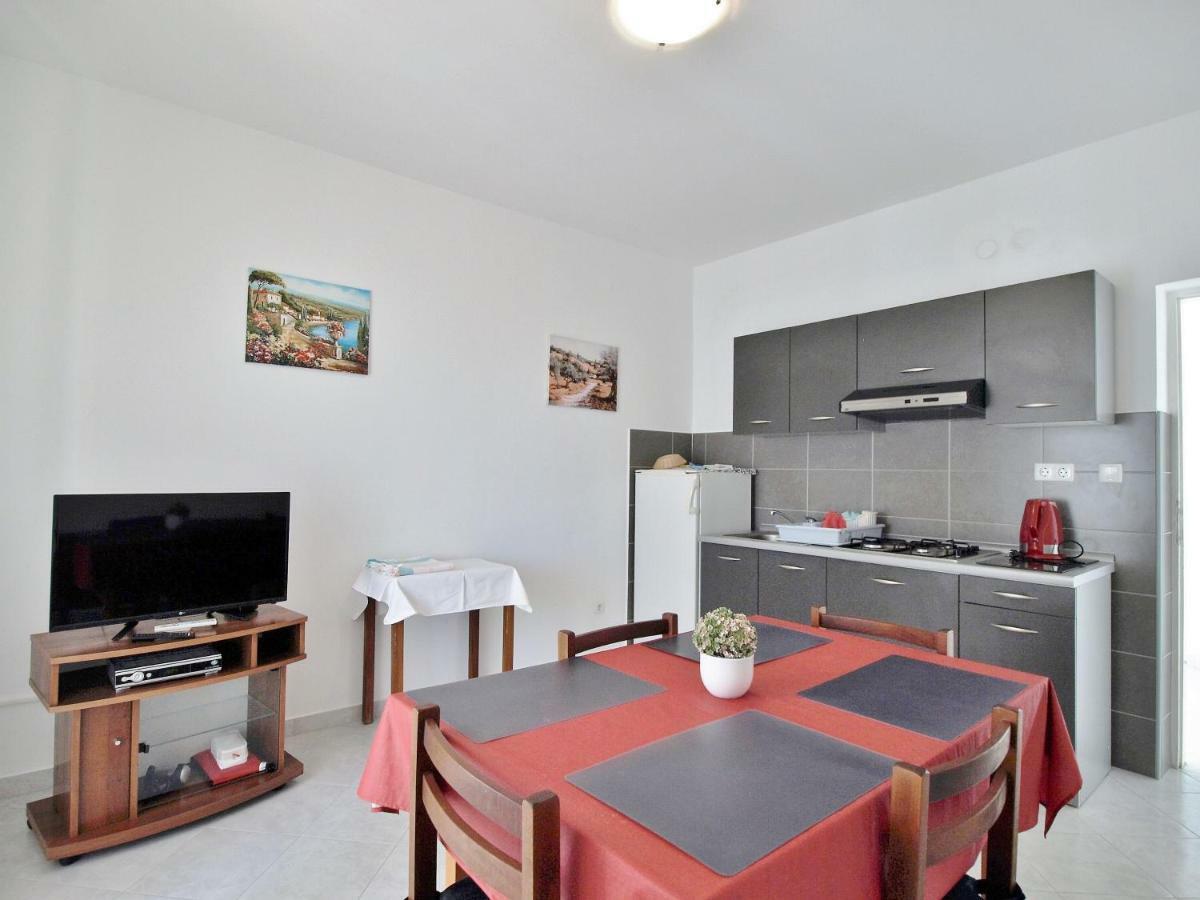 Apartments Ljubica Barbat na Rabu 外观 照片