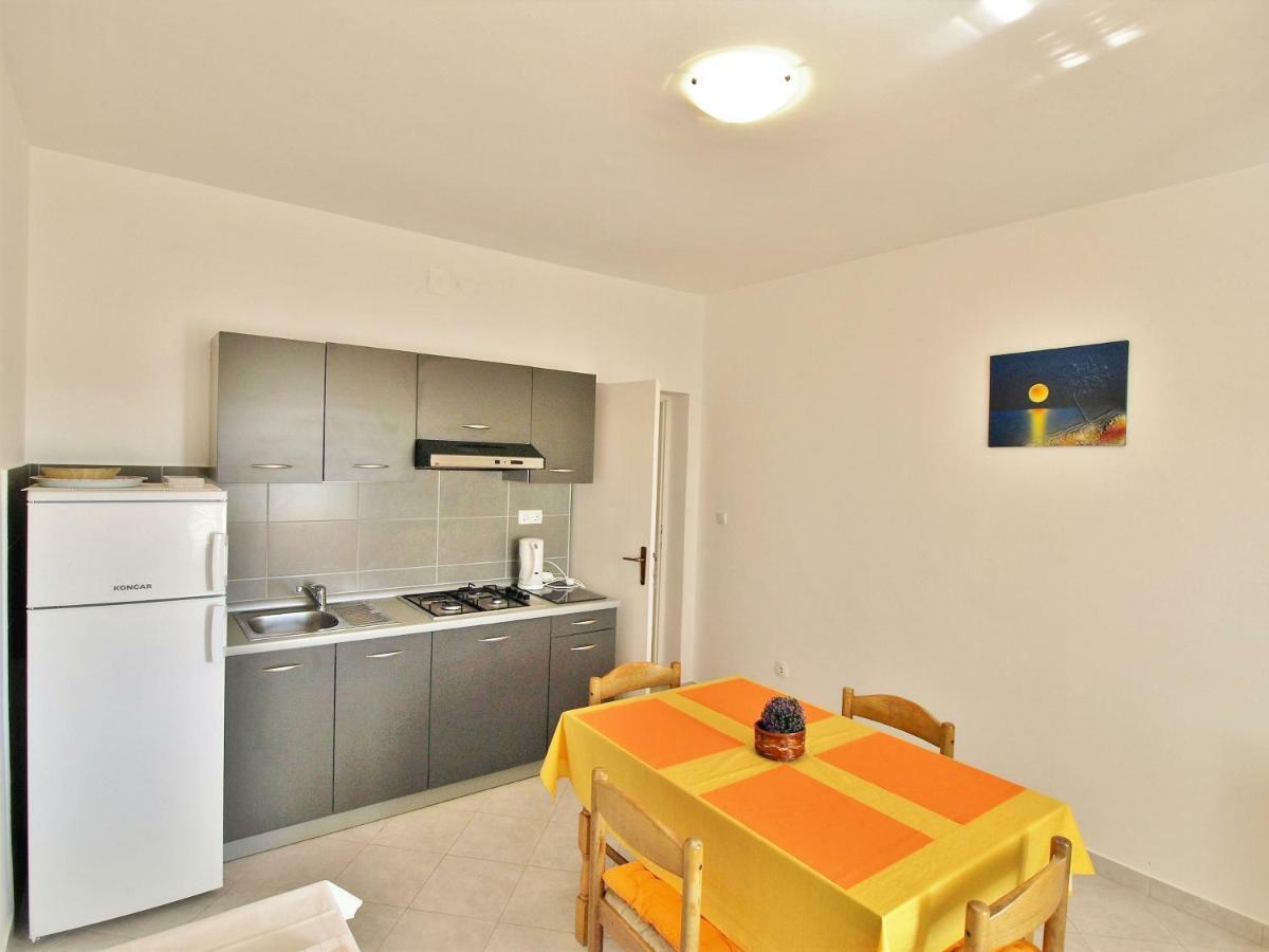 Apartments Ljubica Barbat na Rabu 外观 照片