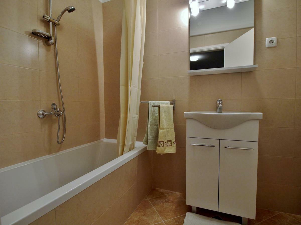 Apartments Ljubica Barbat na Rabu 外观 照片