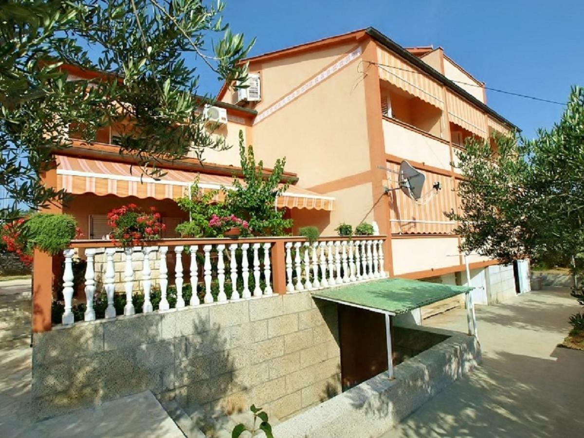 Apartments Ljubica Barbat na Rabu 外观 照片